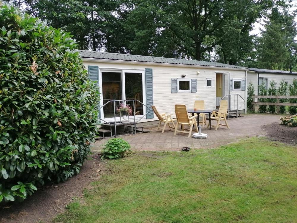 Chalet 4-6 Personen Epe F15 Van Alle Gemakken Voorzien Max Aantal Volwassen Personen Bedraagt 4 Ngoại thất bức ảnh